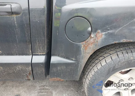 2010 Dodge Dakota Bighorn/Lonestar from USA, damaged, VIN 1D7CW3GK8AS202813